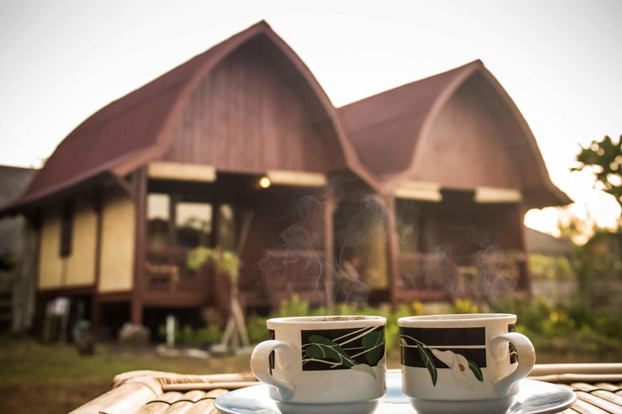 Lia Jaya Bungalows Gili Meno Exterior photo